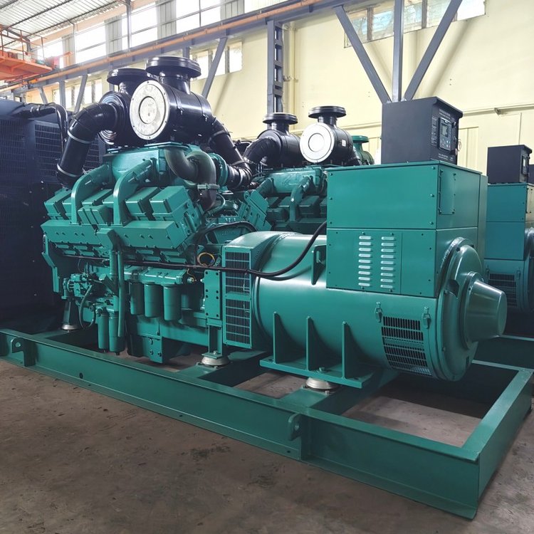 優(yōu)質(zhì)二手800kw康明斯柴油發(fā)電機 保修一年，包安裝調(diào)試
